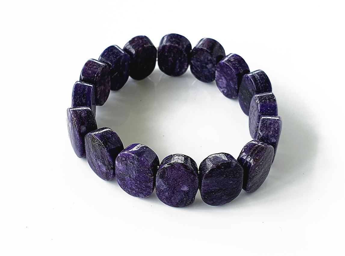 Buy Reiki Crystal Products Natural Sodalite Bracelet Crystal Stone 6mm  Faceted Bracelet for Reiki Healing and Crystal Healing Stones | Globally